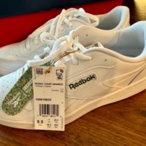 New Reebok Court Advantage Women's 9.5